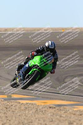 media/Jan-13-2024-SoCal Trackdays (Sat) [[9c032fe5aa]]/Bowl Exit Set 2 (1135am)/
